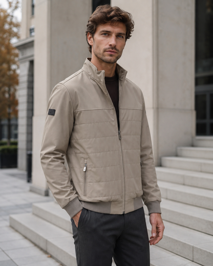 Zemax Bomber Jakna Bež - na modelu