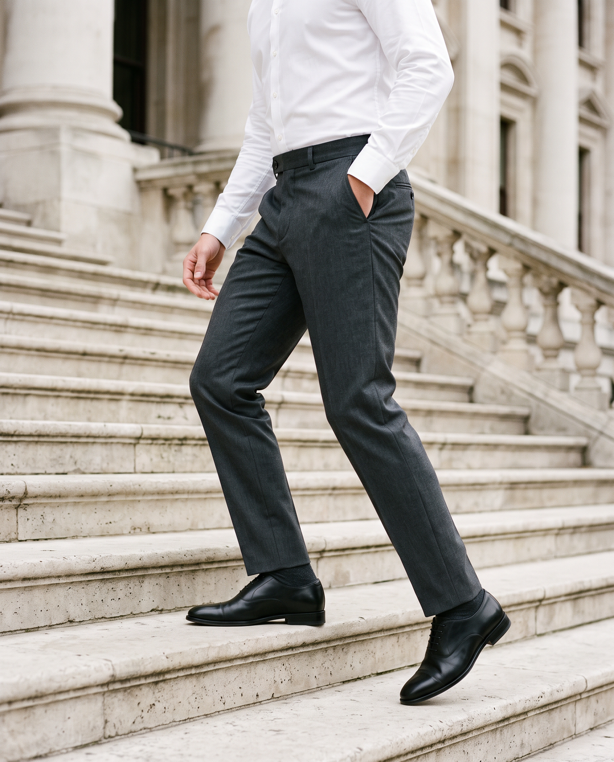 Zemax Pantalone Klasične – Siva – na modelu