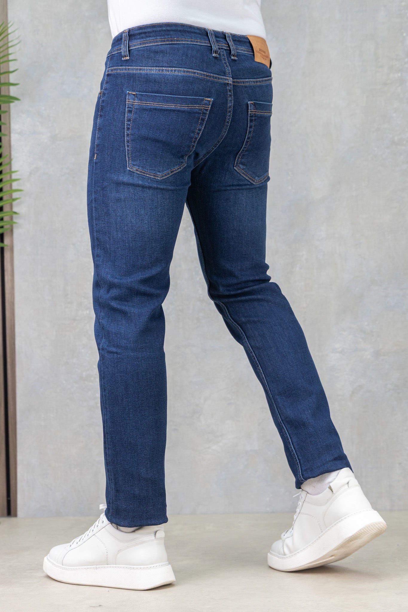 Muske farmerice 2020cb 042 tamna